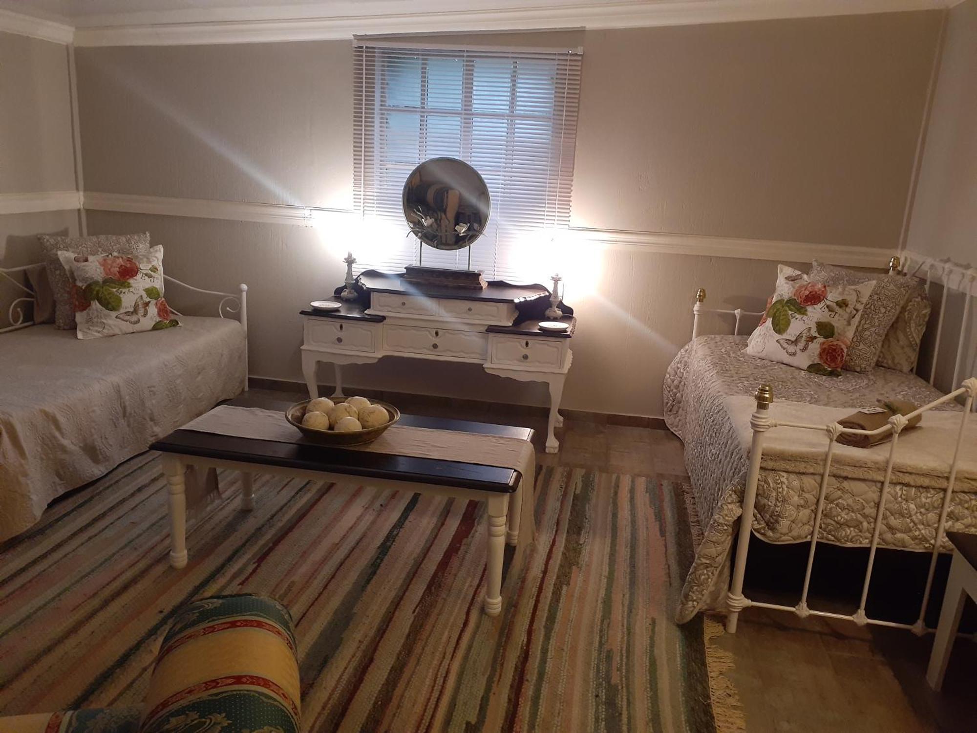 Roses And Pebbles B & B Guest House Klerksdorp Dış mekan fotoğraf